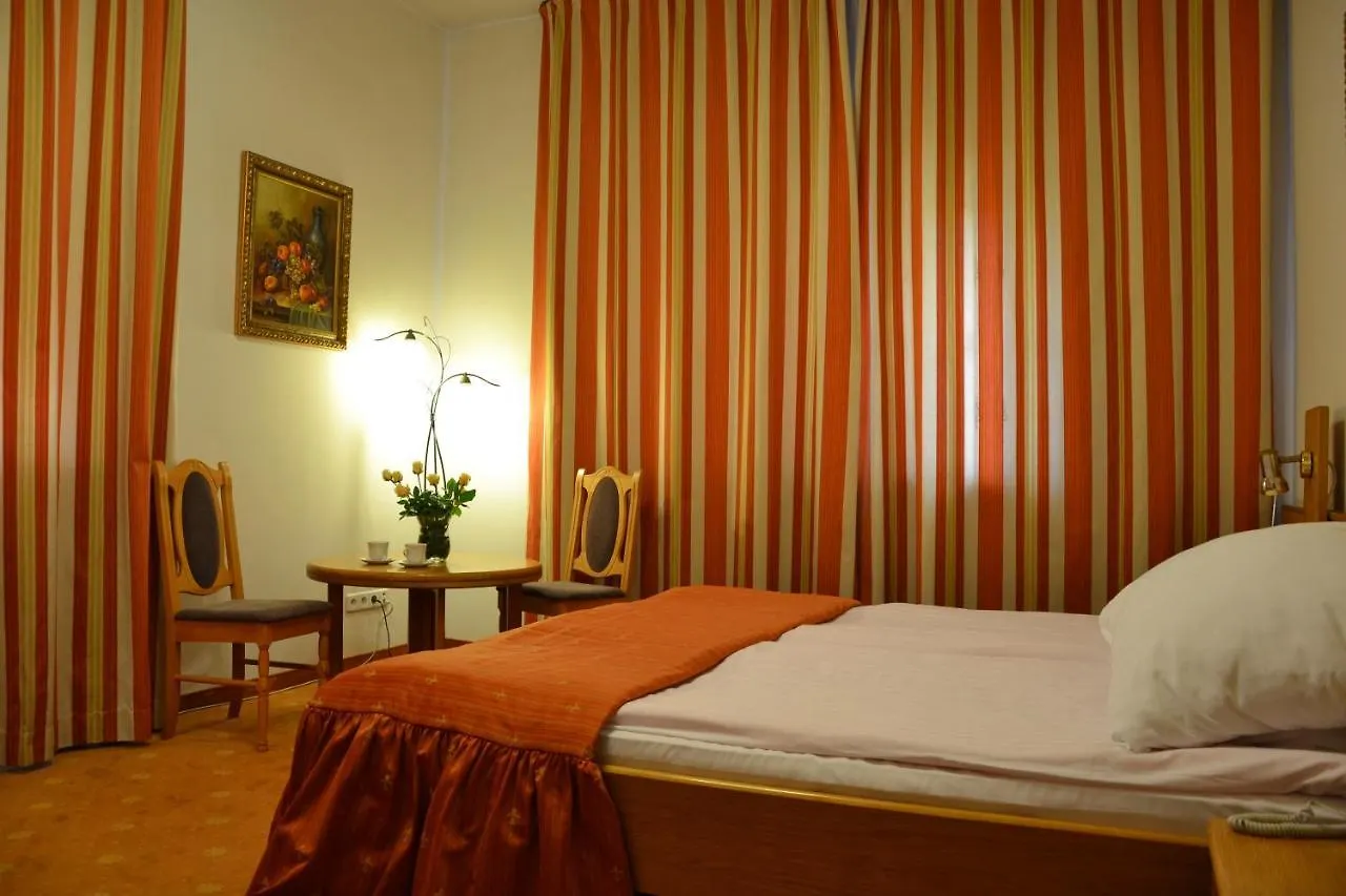 Karat Bed & Breakfast Warsaw