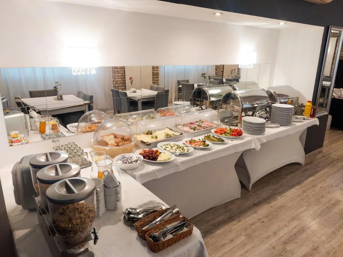 Karat Bed & Breakfast Warsaw