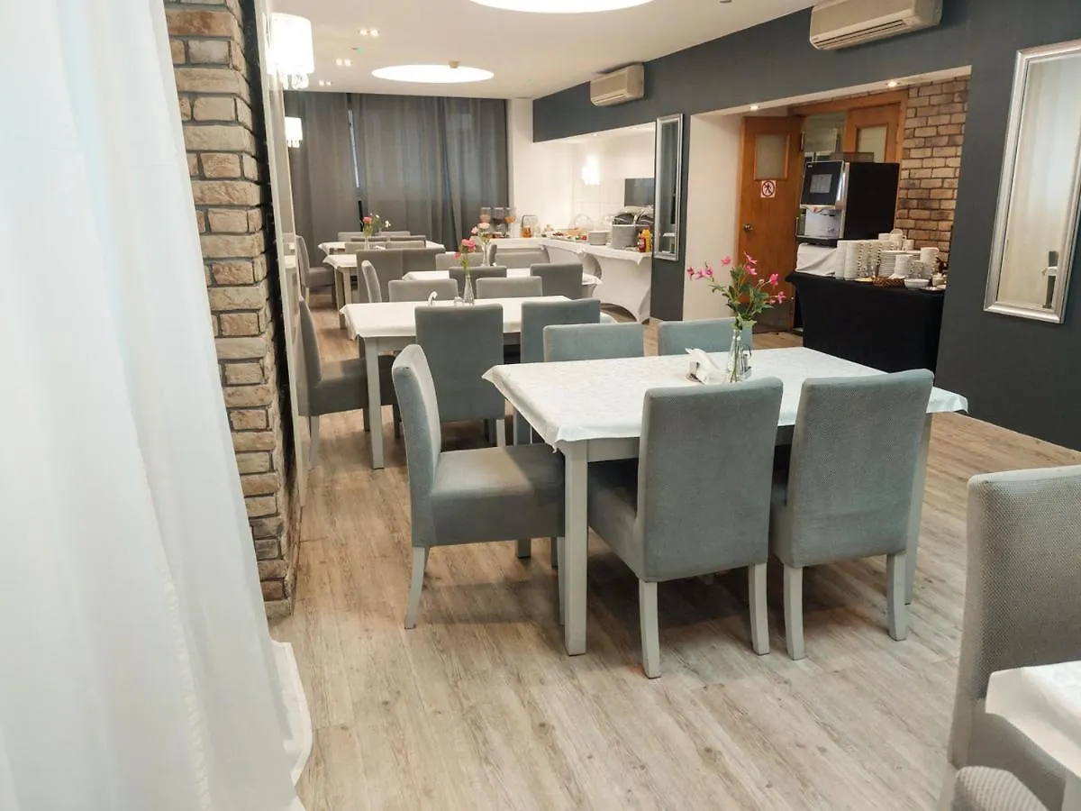 Karat Bed & Breakfast Warsaw